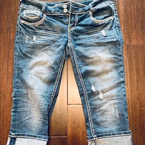 Rue 21 Crop Jeans